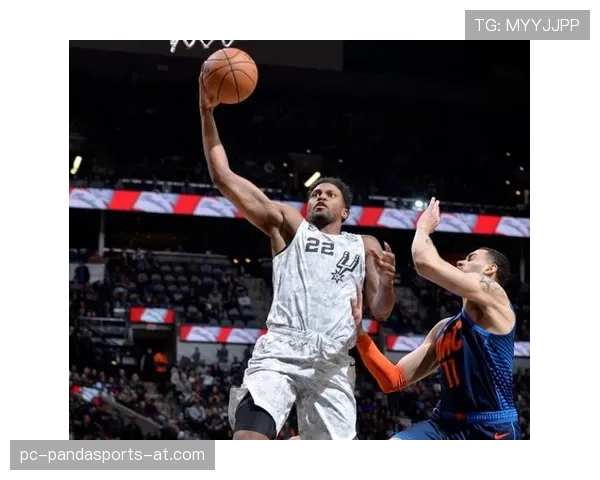 米卡尔·布里奇斯挡拆拉开空间效率提升显著，助力球队攻防转换