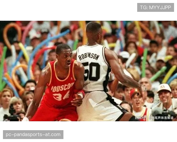 奥拉朱旺低位单打效率碾压同位置，防守威慑改变对手进攻结构