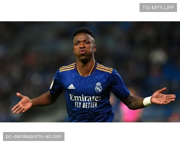 维尼修斯左边锋爆点模板如何统治边路